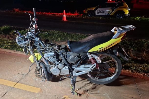 Jovem de 18 anos morre em colisão frontal entre motocicleta e carro na PR-498